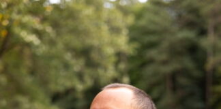 WisBusiness: the Podcast with RJ Pire, Service ID